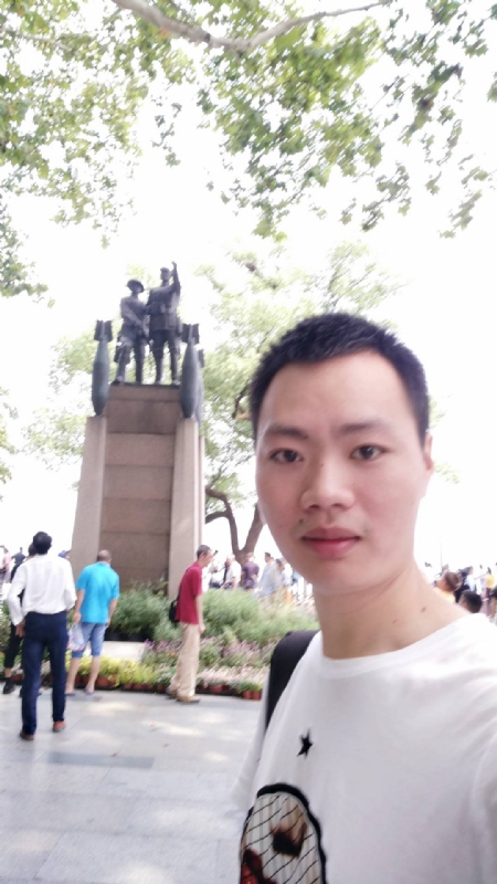 志东的第三张照片--石狮父母相亲团